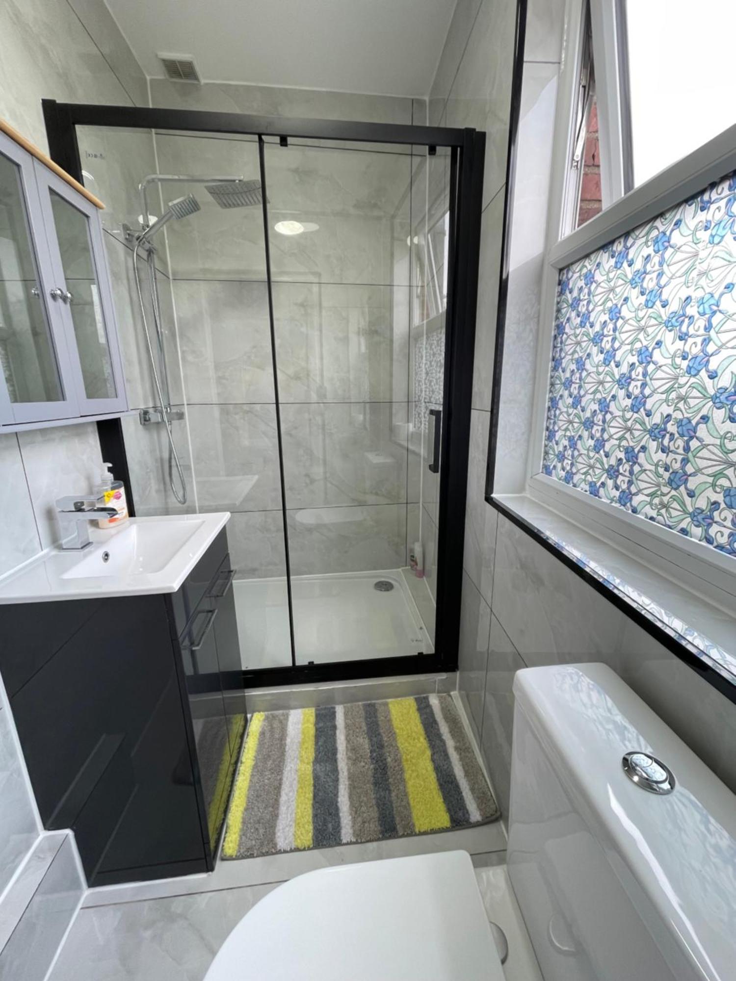 Seven Sisters Hideaway Apartment London Bagian luar foto